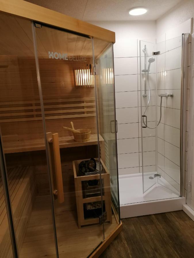 Blumenwerkstatt Mit Sauna Und Jacuzzi Apartment *